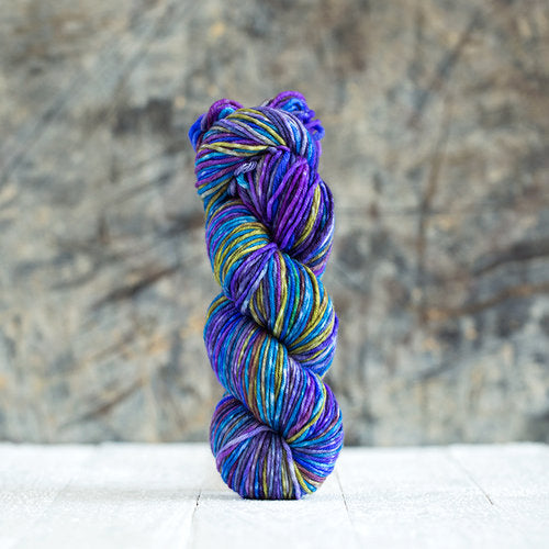 Urth Yarns - Uneek Worsted
