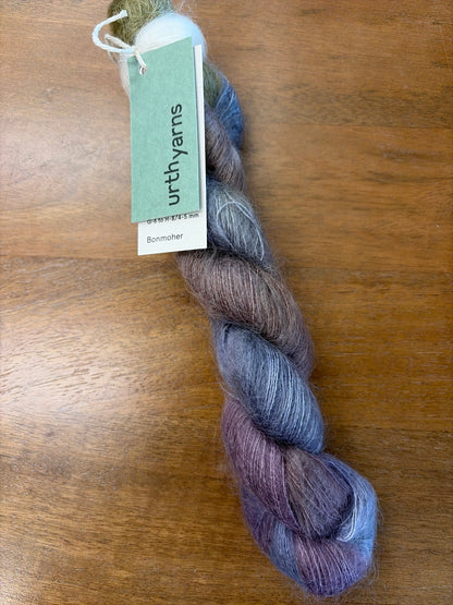 Urth Yarn Bonmoher