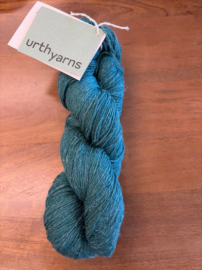 Urth Yarns Trill