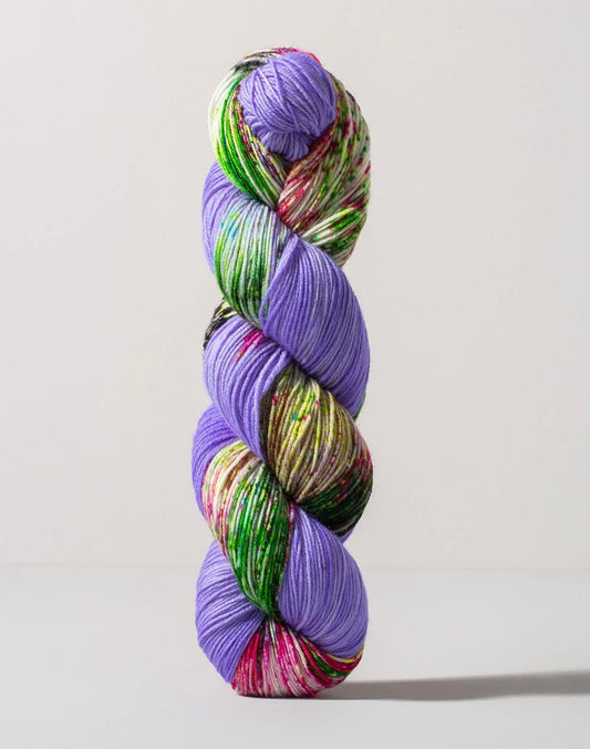 Urth Yarns/Gusto Wool Carmen