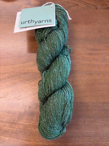 Urth Yarns Trill