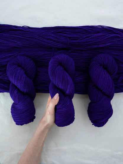 Ruby and Roses - Rose DK