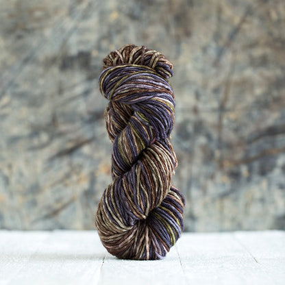 Urth Yarns - Uneek Worsted
