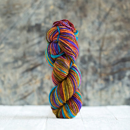 Urth Yarns - Uneek Worsted