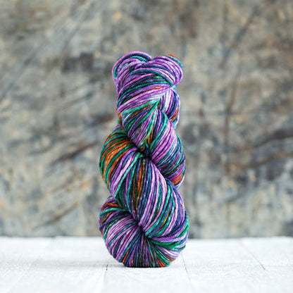 Urth Yarns - Uneek Worsted
